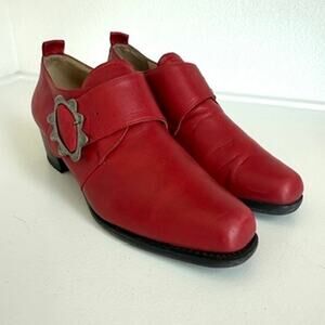 Osvaldo Pericoli Buckle Heels Red Leather Slip On Western 38 Italy Vintage 7.5